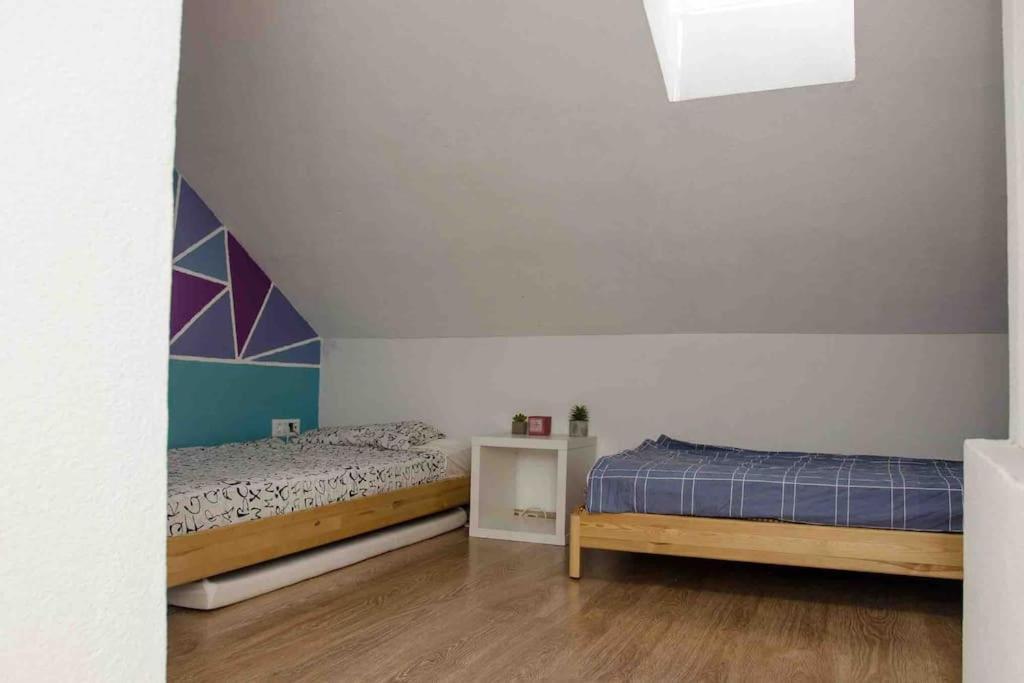 Lovely Vacation House In Old City With Parking