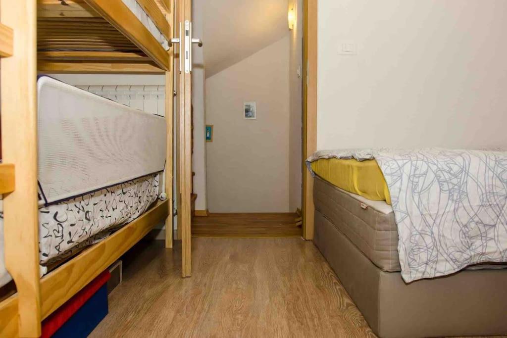 Lovely Vacation House In Old City With Parking Apartment *