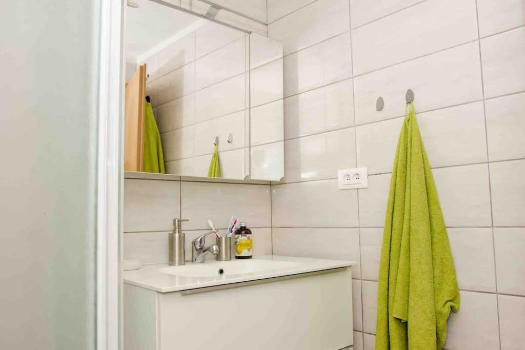 Lovely Vacation House In Old City With Parking Cres